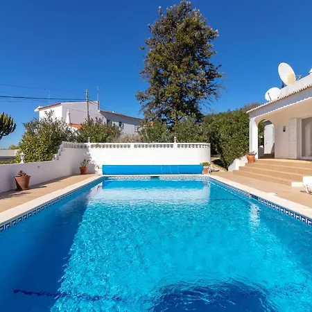 Casa Pazovida * Carvoeiro