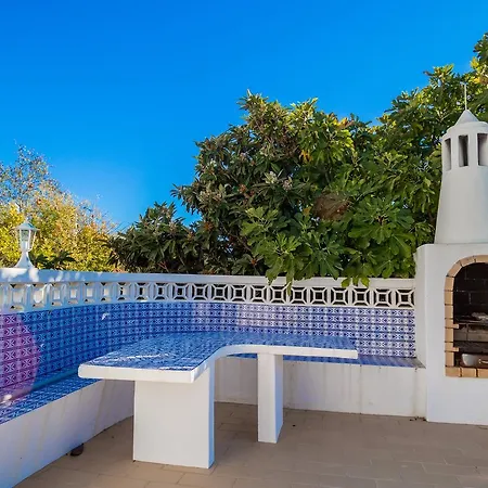 Casa Pazovida *